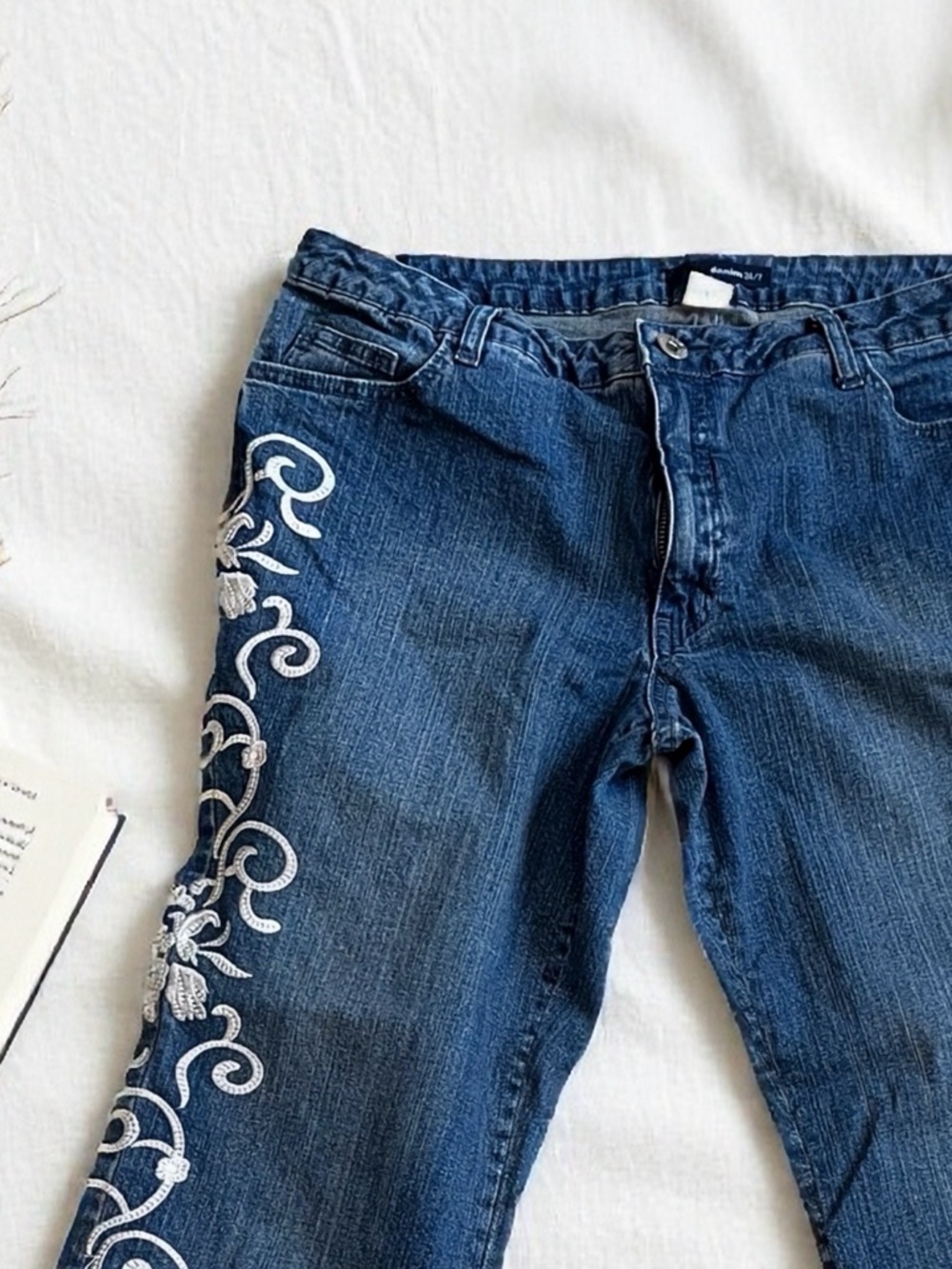 Denim 24/7 Dark Blue Jeans with White Embroidery